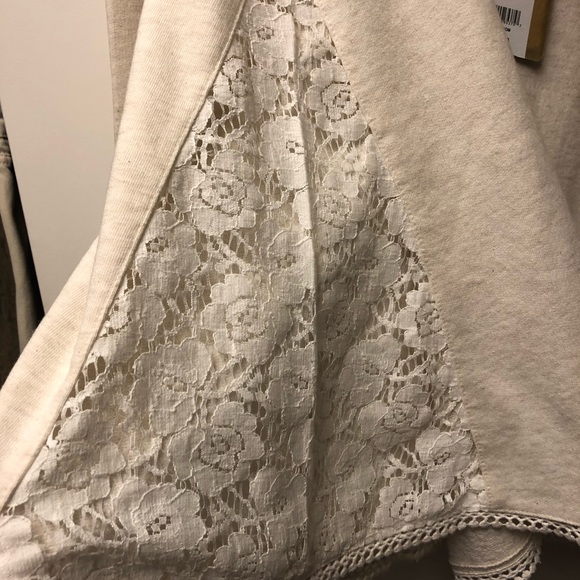 Sweater - Picture 3 of 4